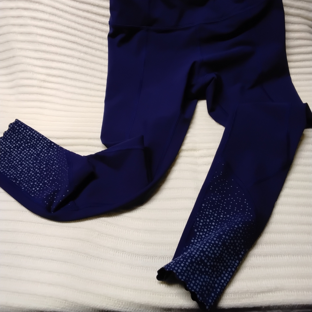 Lululemon Athletica Navy Blue High-rise Leggins With Hombre DotvDetail.
